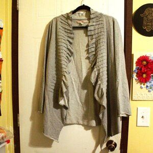RUFFLED GRAY JERSEY CARDIGAN L